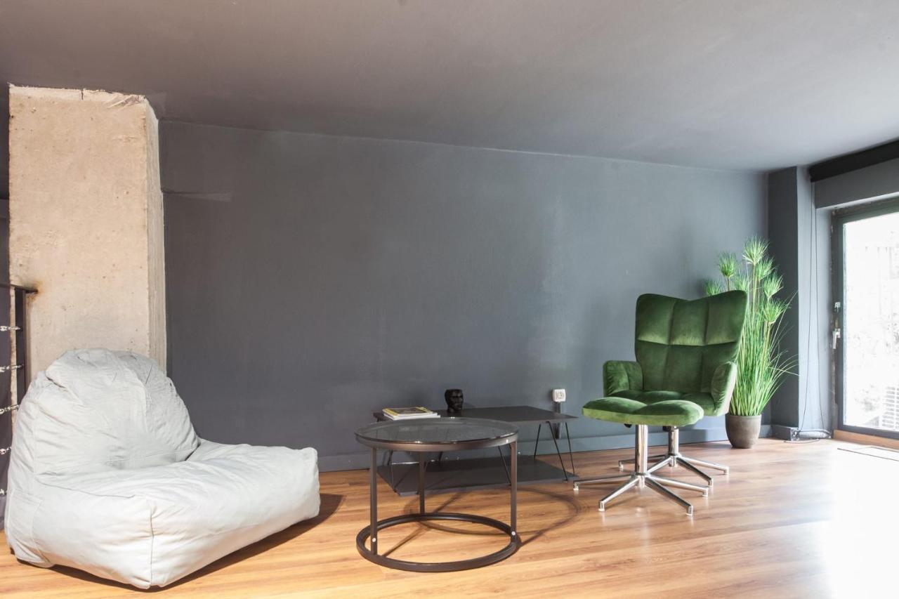 Trendy Industrial Apt Next To Museum Of Acropolis Athens Luaran gambar
